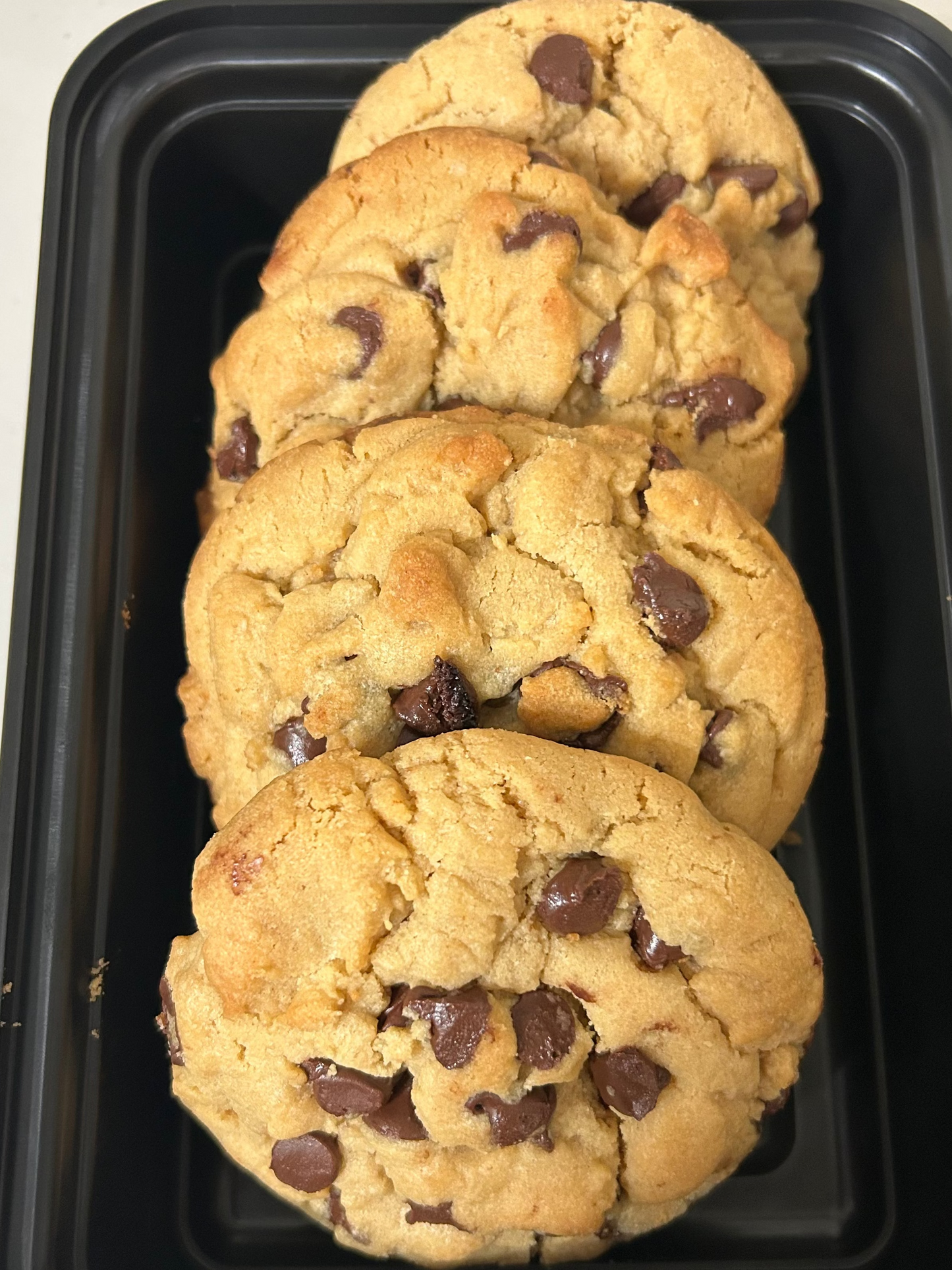 Oversized Chocolate Chip Cookies (4-Pack)