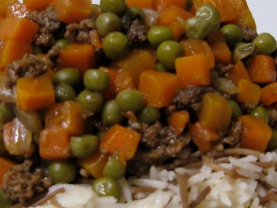 Beef W/ Green Peas & Carrots