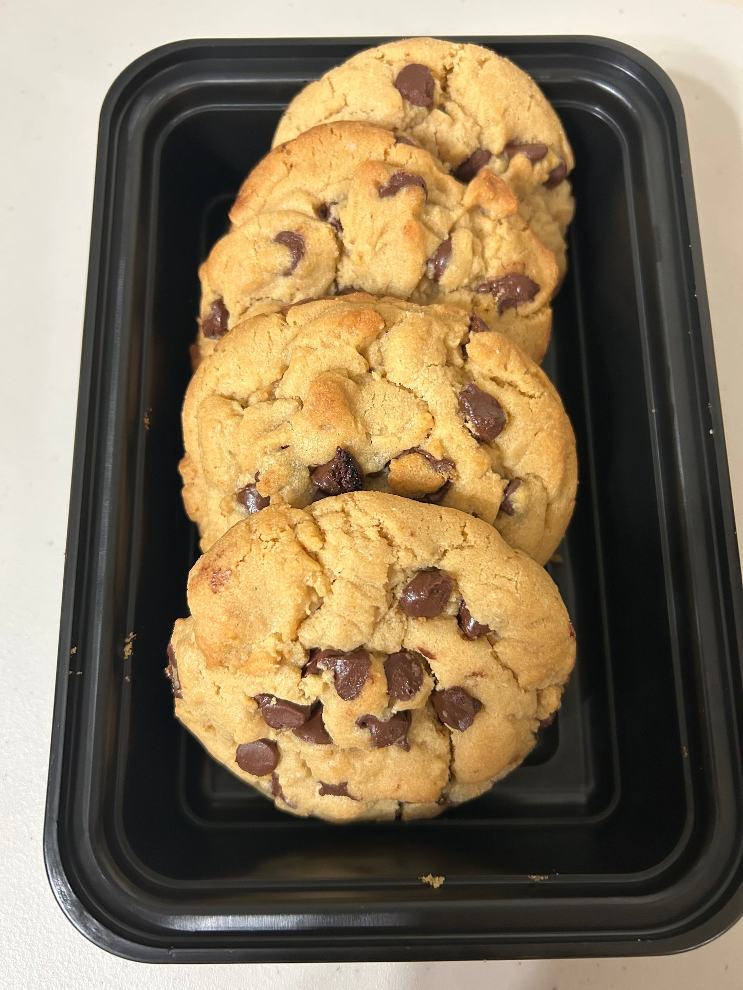 Oversized Chocolate Chip Cookies (4-Pack)